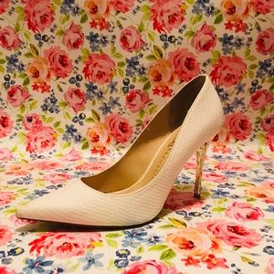 Rock & Republic pumps